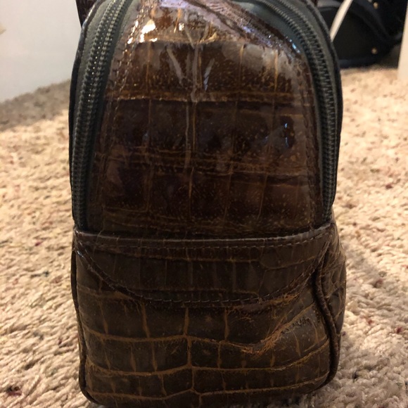 ENTS Brown Crocodile Paten leather shoulder bag - Picture 5 of 6